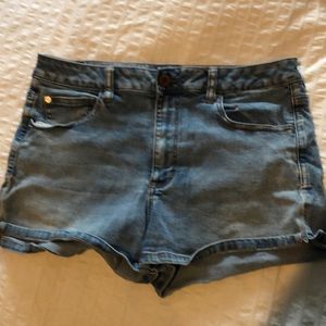 American Eagle shorts